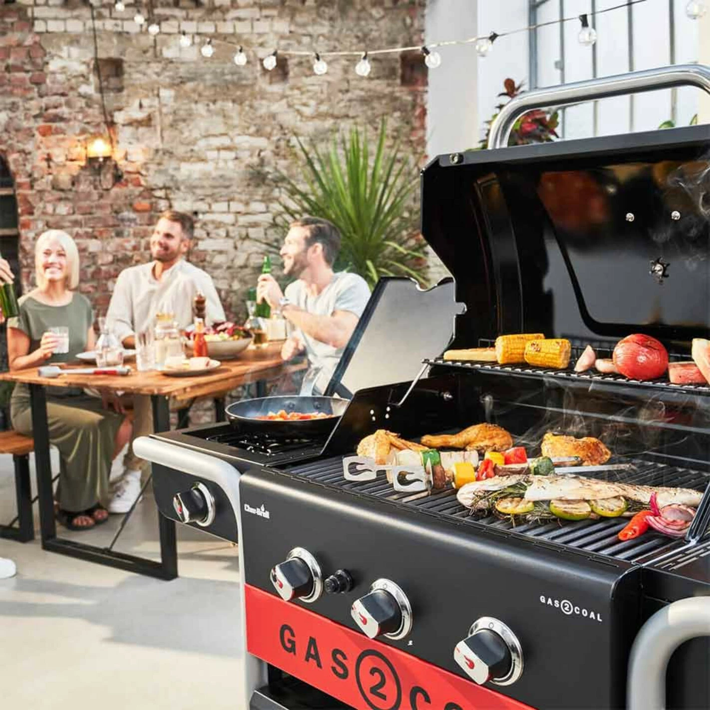 Barbecue Hybride Gaz Et Charbon De Bois Gas2Coal 2.0 330 - Char-Broil 6 Barbecue Hybride Gaz Et Charbon De Bois Gas2Coal 2.0 330 - Char-Broil – Image 6