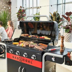 Barbecue Hybride Gaz Et Charbon Gas2Coal 440 - Char-Broil -OUTDOORCHEF Boutique barbecue gas2coal 440 hybride gaz et charbon charbroil 4260547594448 4