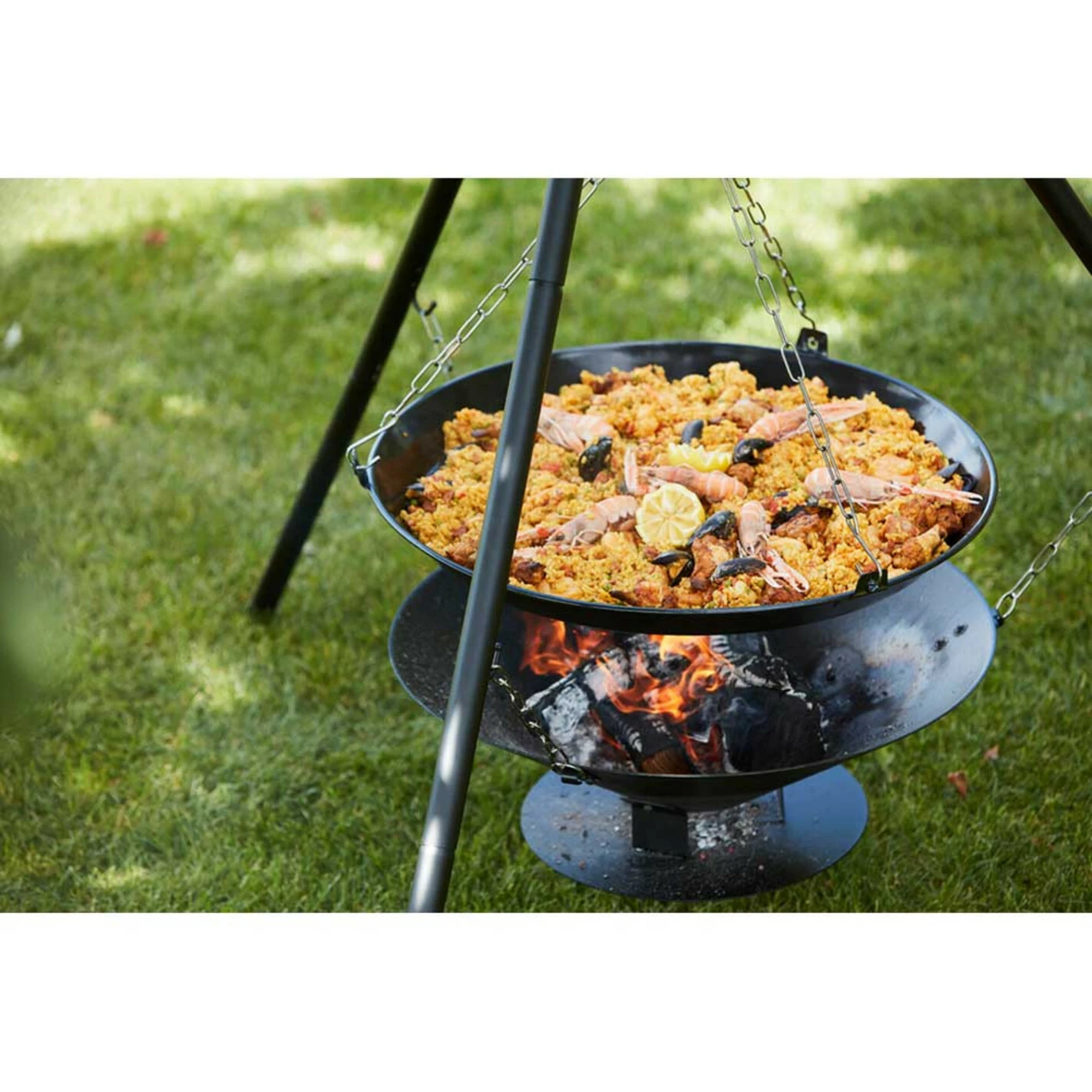 Brasero Junko ø60 Cm Fonte + Trépied + Grille Acier Chromé + Housse - Barbecook 6 Brasero Junko ø60 Cm Fonte + Trépied + Grille Acier Chromé + Housse - Barbecook – Image 6