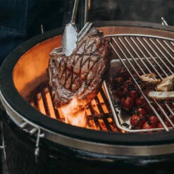 Demi Grille Fonte CLASSIC - Monolith* 6 Demi Grille Fonte CLASSIC - Monolith* -OUTDOORCHEF Boutique demi grille fonte classic monolith 4260444582173 2