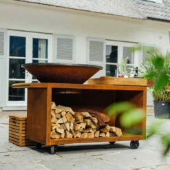 Brasero Plancha Island Corten PRO 100 Bois De Teck + Housse - Ofyr -OUTDOORCHEF Boutique ofyr island pro 100 teck 2020000022121 3
