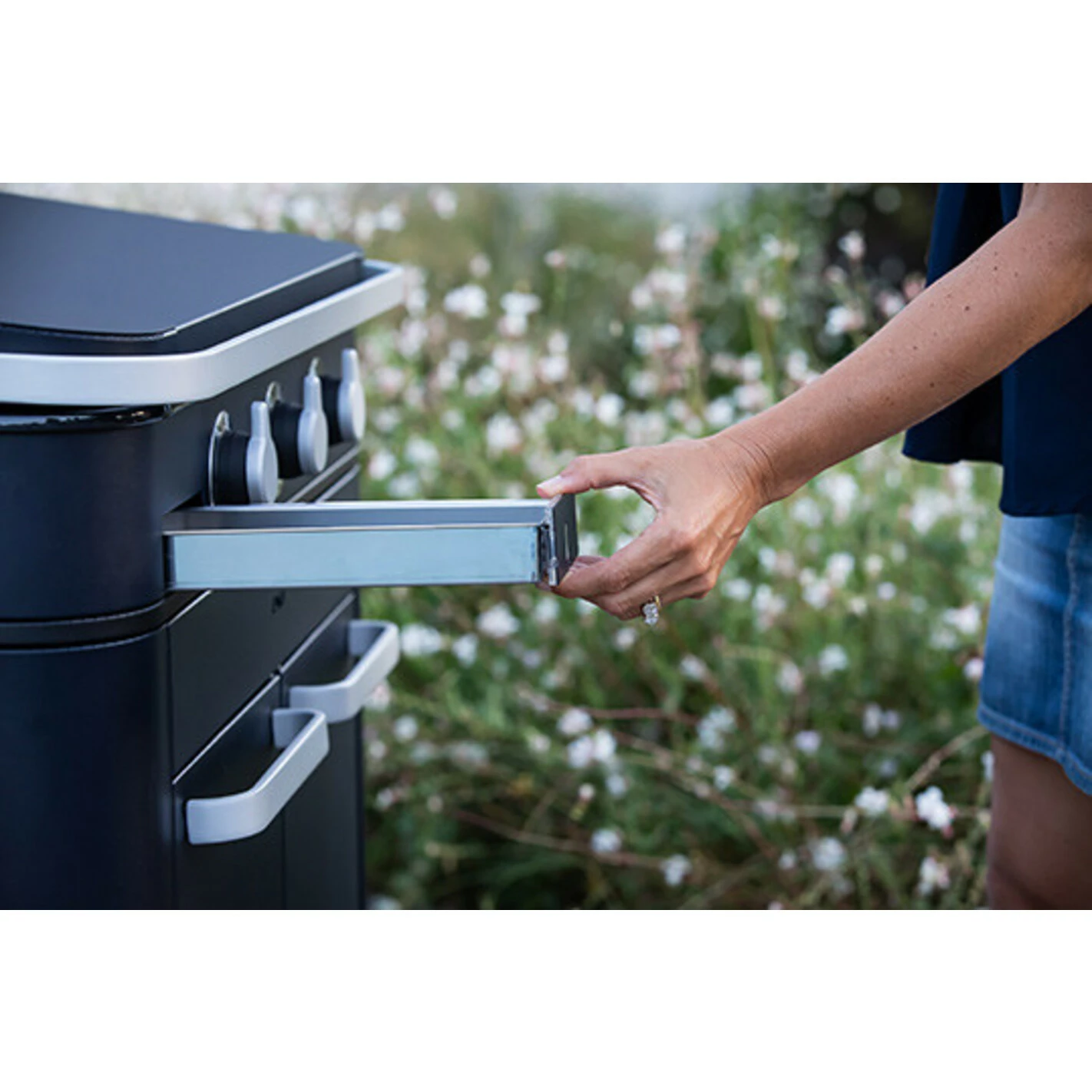 Plancha Gaz Enosign 80 Bleue Navy Avec Capot - ENO* 7 Plancha Gaz Enosign 80 Bleue Navy Avec Capot - ENO* – Image 7