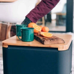 Tablette Pour Brasero Cube En Bambou - Höfats -OUTDOORCHEF Boutique tablette bambou cube hofats 4260447330146 4